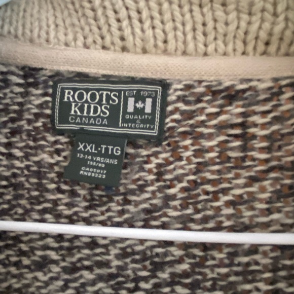 ROOTS Cabin Sock Sweater. - Picture 4 of 6
